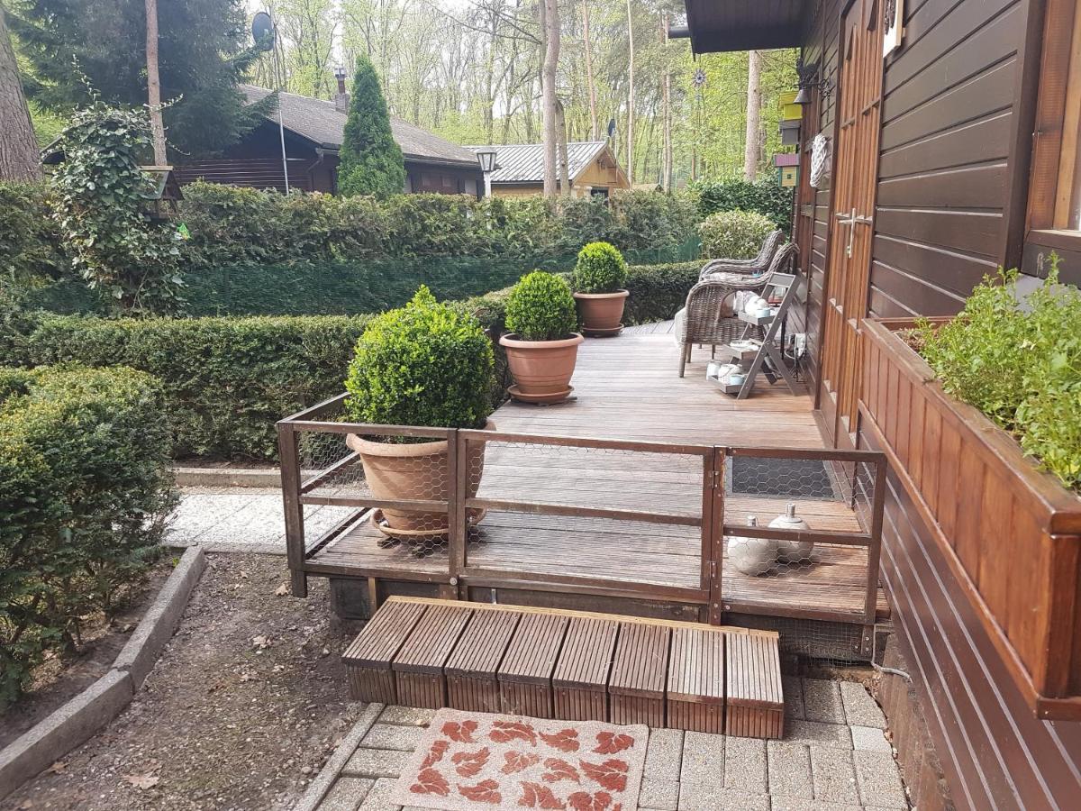Charme Chalet Zutendaal Exterior foto